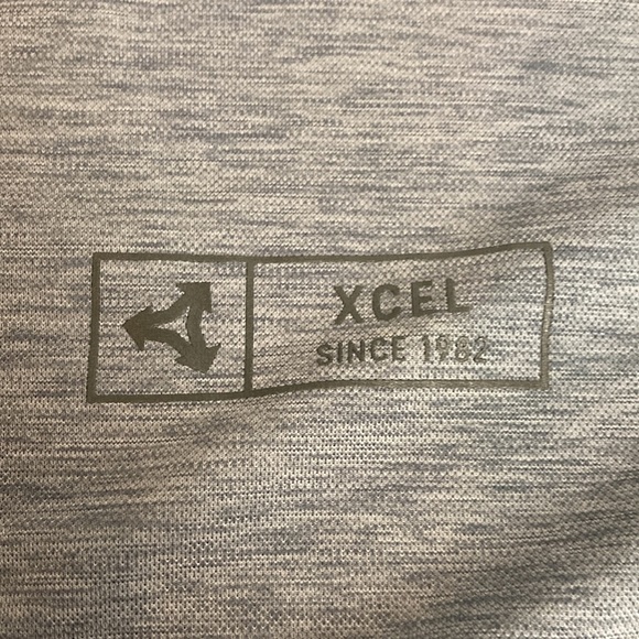 XCEL surfing Tshirt blocks 94% of UVA/UVB - Picture 3 of 6